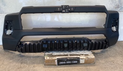 2024 2025 CHEVY COLORADO TRAIL BOSS FRONT BUMPER COVER OEM