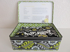 VERA BRADLEY APRON GIFT SET BAROQUE  RARE  RETIRED 