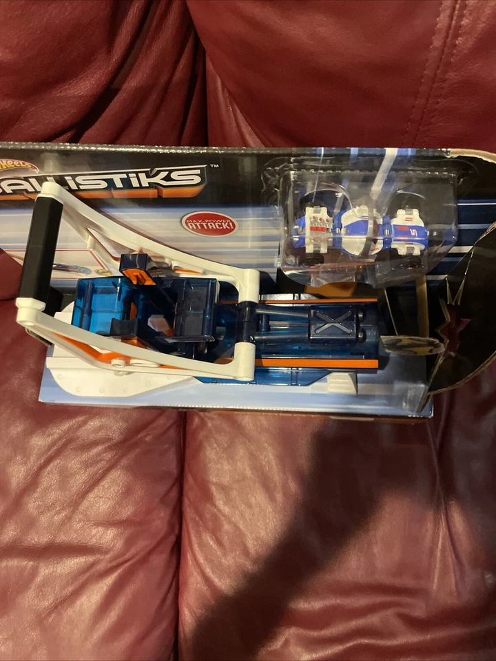 Hot Wheels Ballistiks Combat Cannon Car Launcher Set Transforming Vehicle NIB - Image 4 of 4