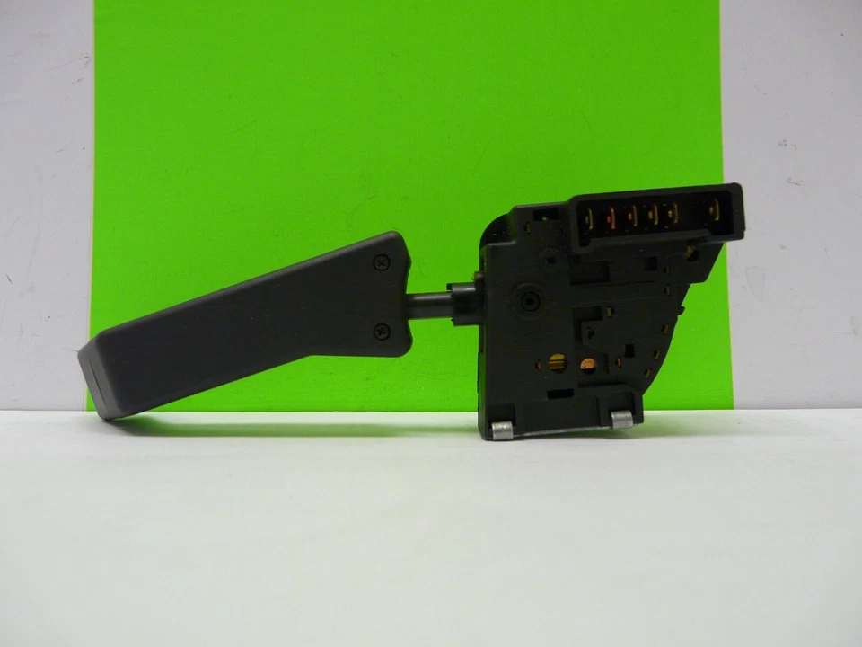 Interruptor Del Limpiaparabrisas Visión de la Señal 7700765710 Renault 21 Sedán Foto 4 de 4