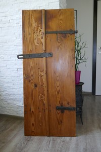 Alter schöne urige Holztür 130 x 54 cm, Scheunentür, Stalltür, Tür mit
