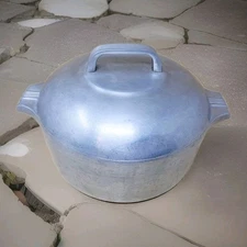 Vintage Wagner Ware Sidney -O- Magnalite 4248-M 5 QT Roaster Dutch Oven With Lid
