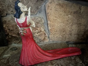VTG TOSCANO DESIGN INCENSE HOLDER SCULPTURE SMOKING DRAG QUEEN FORMAL GOWN ART D