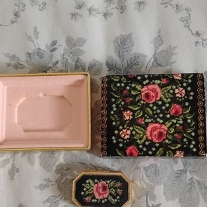 Avon Occur! Solid Perfume Glacé Compact Floral Needlepoint Design with Box