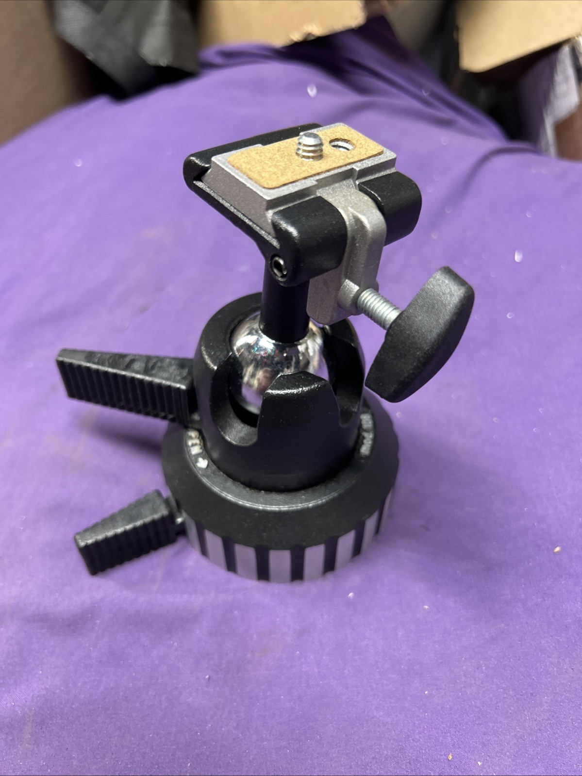 Bogen Manfrotto 3026 Tripod Head with Quick Release Plate Made In Italy