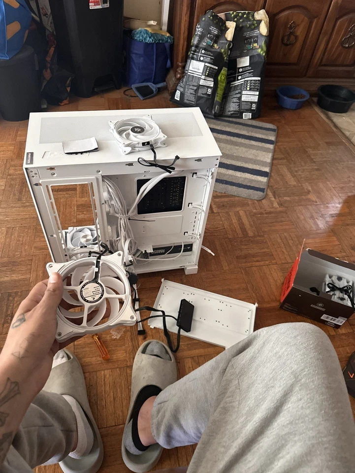 PC gaming a la venta buen estado. piezas amd Foto 3 de 3