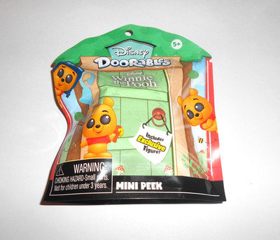 Disney winnie the poo Doorables mini peek figure