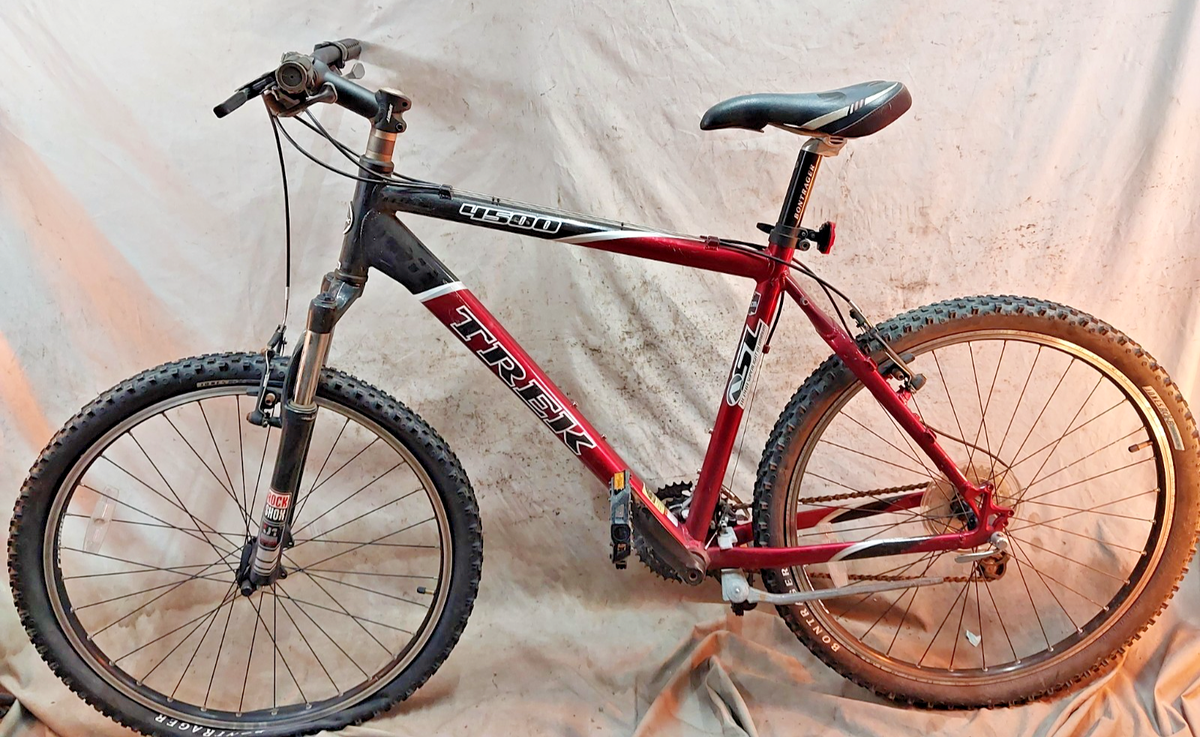 2005 Trek 4500 MTB Bike Large Hardtail Rock Shox Deore Java