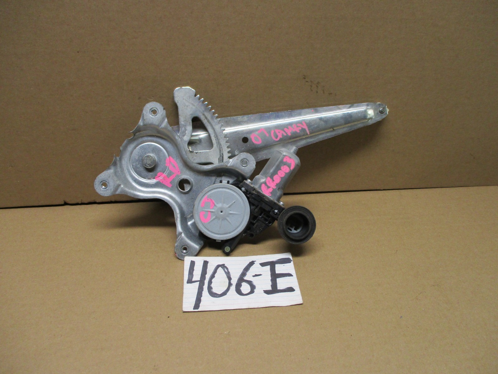07 08 09 10 11 Toyota Camry REAR PASSENGER Side Window Regulator W/ Motor #406-E