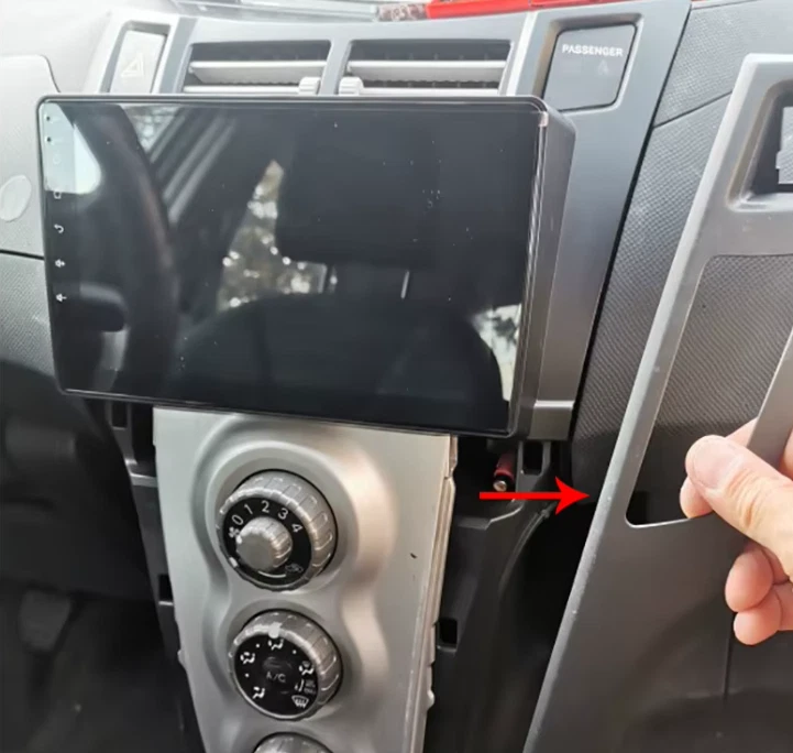 Autoradio Android per Toyota Yaris 2005-2012 -Octacore 4GB 64GB  -Telecamera - Immagine 4 di 4