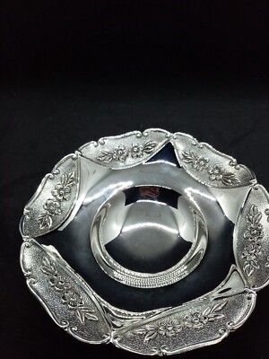 International Silver Company Silberteller floral geprägt Fußschale. 