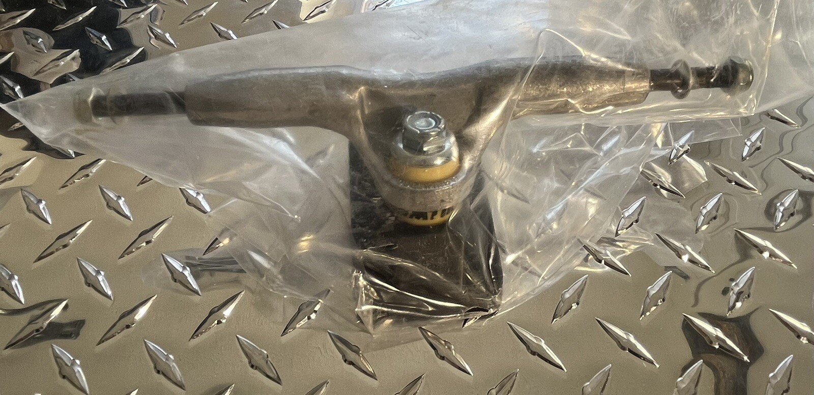 NOS Vintage 80's Gullwing Sidewinder Skateboard Trucks Silver Factory Sealed