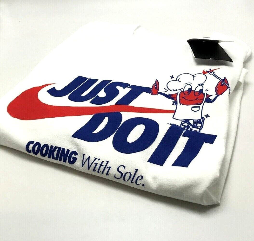 NEW* Men NIKE SPORTSWEAR MAX 90 GRAPHIC T-SHIRTS WHITE