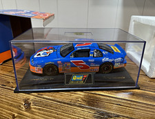 Revell 1:24 Terry Labonte 1997 Chevy Monte Carlo 5 Kellogg's w/ Case