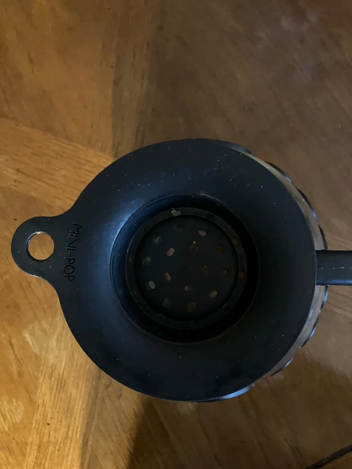 Microondas Palomitas 1,5 qt - Negro Foto 2 de 2