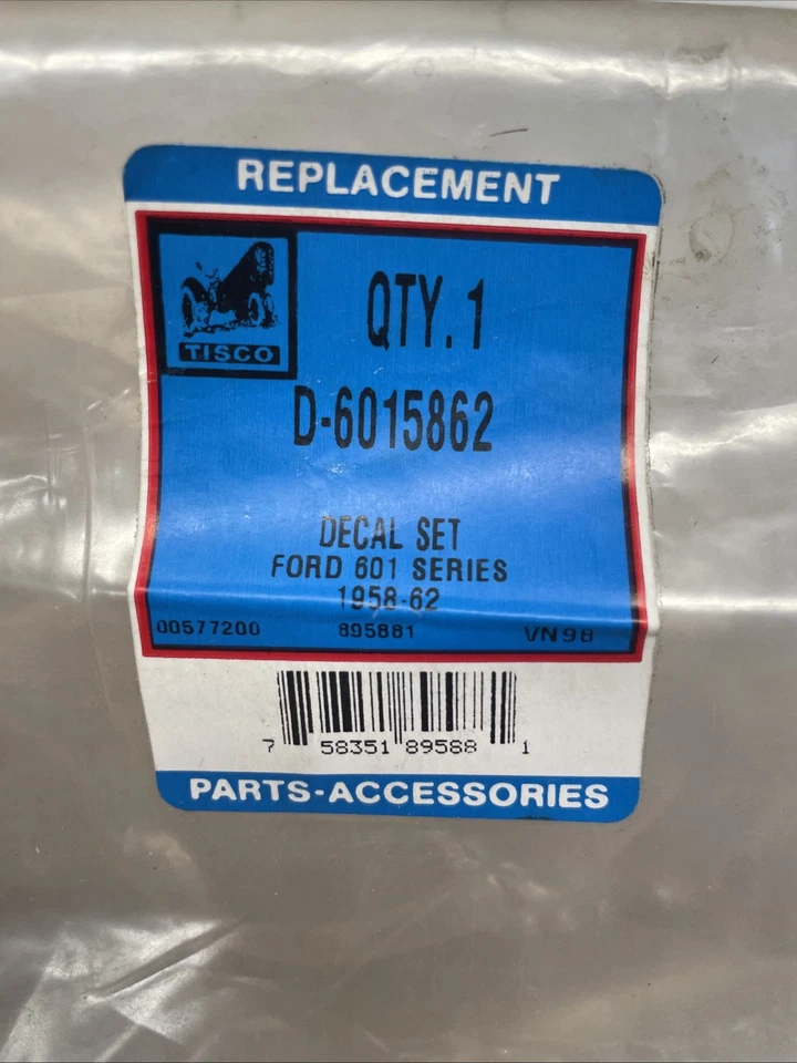 Replacement Decal Set ~ FORD 601 Series 641 651 661 Tractor 1958-1962 D-6015862 - Image 2 of 4