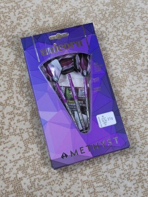Unicorn Amethyst Level 7 Darts 21g - 90% Tungsten Steel Tip Darts Set - Neu