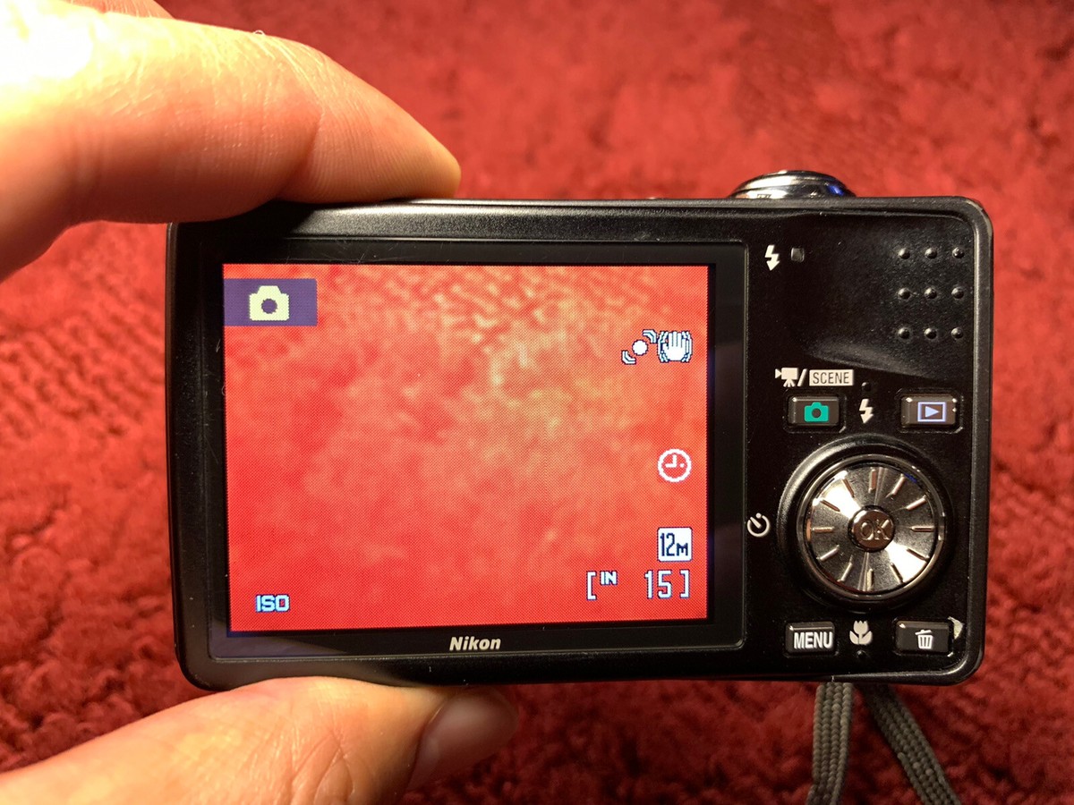 Nikon COOLPIX S630 12.0 MP Digital Camera Black Tested Works NO