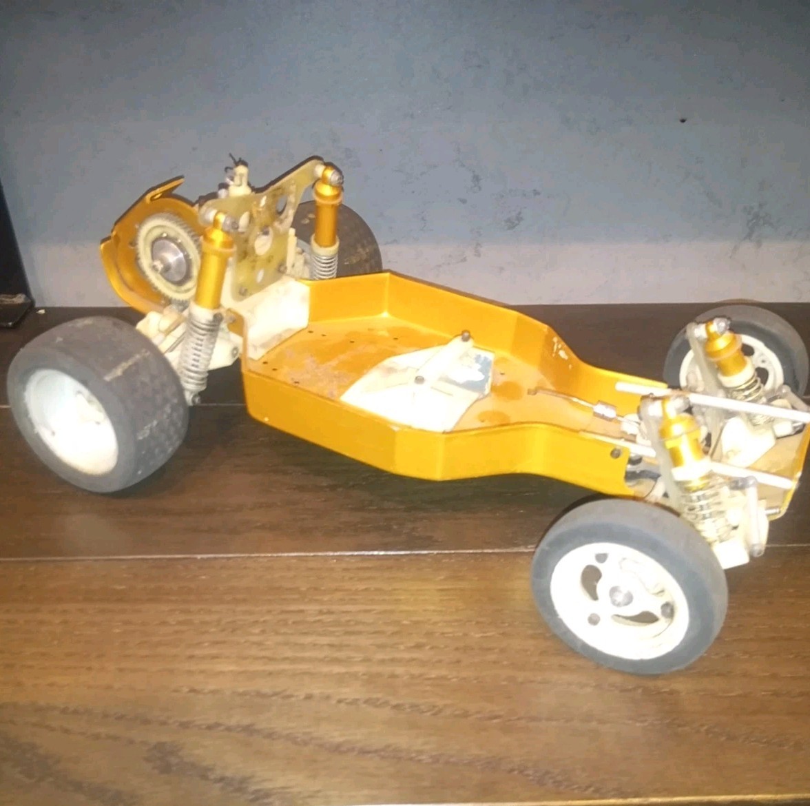 86 Team Associated RC10  A Stamp 1/10 Off Road RC Car Good Differential