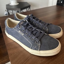 Women s TAOS Star Sneakers Casual Shoe - Size 9.5 - Blue Washed Denim