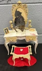 Barbie 1964 Vintage Susy Goose Vanity w/ Mirror, Bench,Rug ,Photo ,Phone Tissues