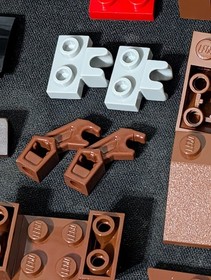 LEGO Mixels Series 2: Chomly (41512) Fang Gangs Missing/Broken Pieces NO NIXEL