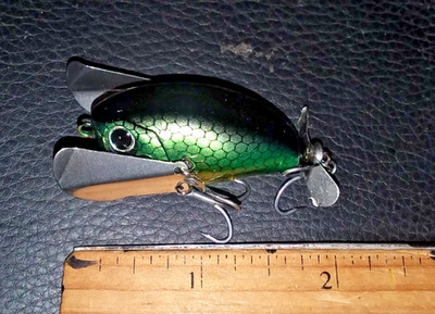 #GBG IMADUO Copy of Pompadour Jr. Lure GREEN & BLACK/GOLD BELLY LIKE a Cicada