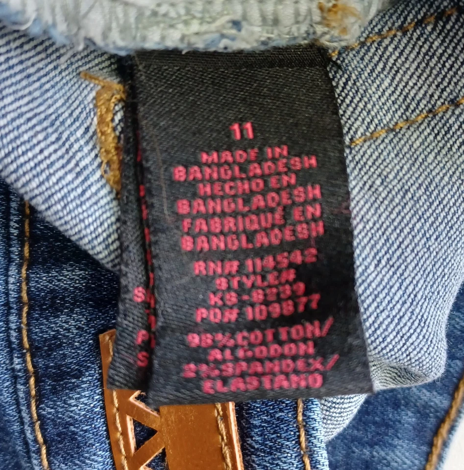 Pantalones cortos de mezclilla azul mediano con puños para casa de muñecas talla 11 tiro alto 4" entrepierna 30X4" Foto 4 de 4