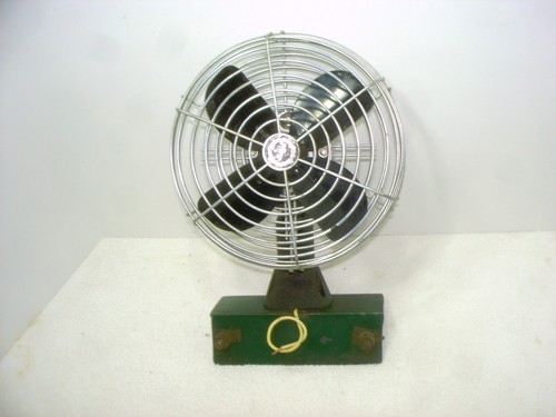 Vintage  MP Hupp Inc Truck Bus Car Defrost Dash Air  Circulating 12V Fan