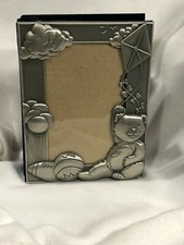 BABY ALBUM BOOK WITH TEDDY BEAR METAL FRAME, Holds 80 4x6 pics  ID labels