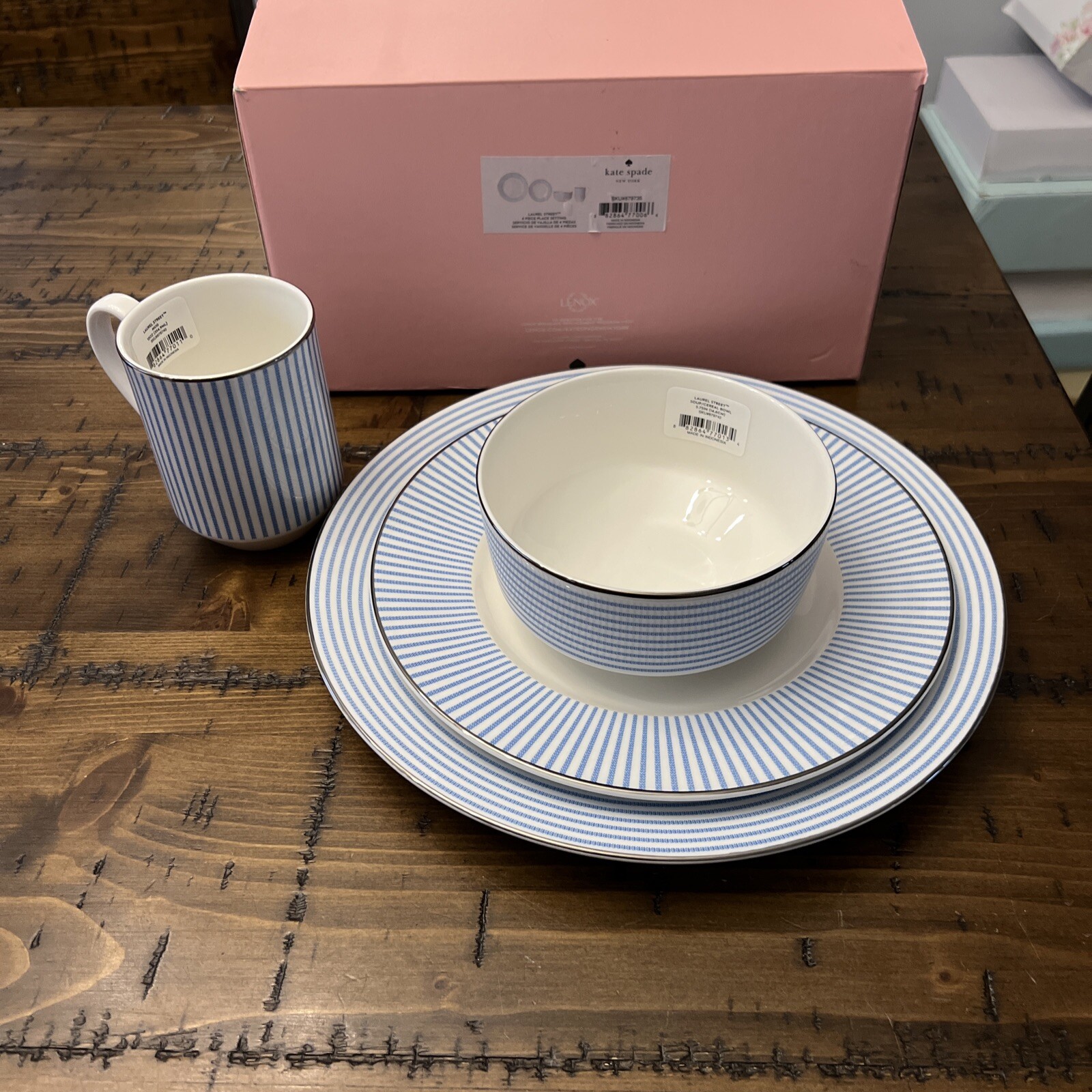 Arriba 33+ imagen kate spade laurel street dinnerware Thptnganamst.edu.vn