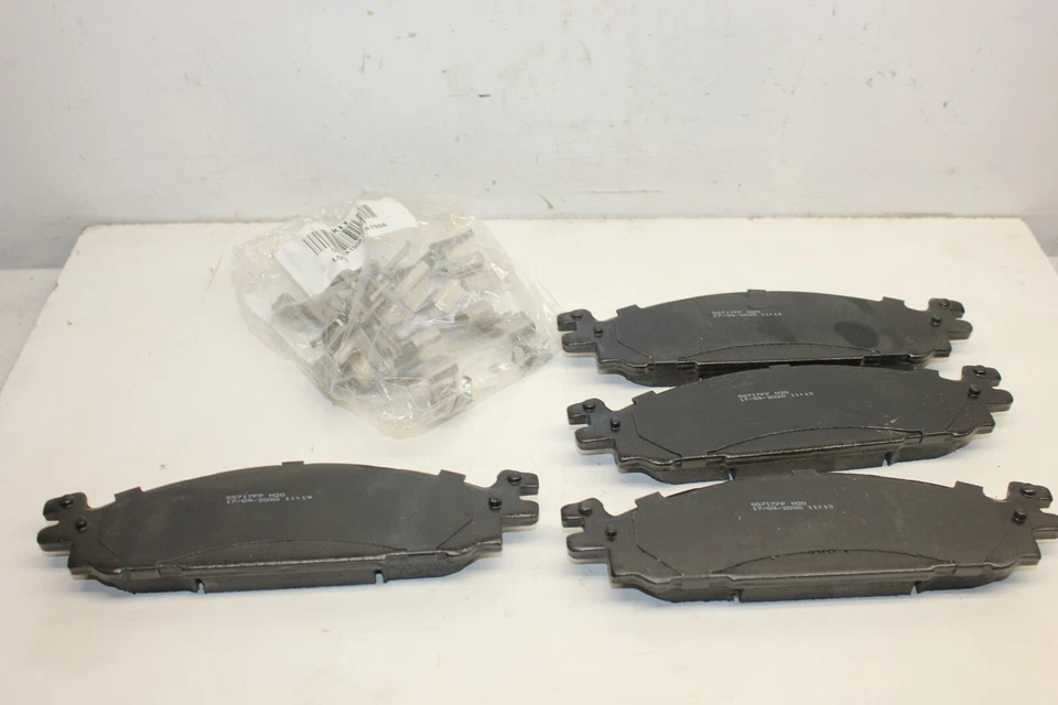 Kit de pastillas de freno de disco Mopar originales 1AM301508B Foto 4 de 4