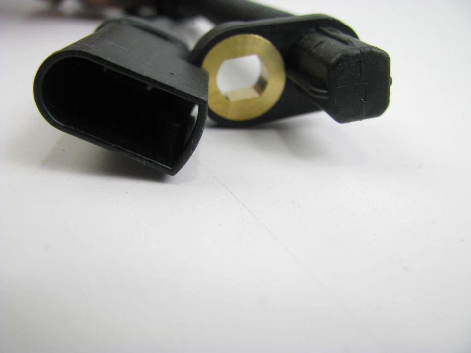 Sensor de velocidad de rueda ABS trasero BWD ABS217 para Ford Focus 2000-2007 Foto 2 de 3