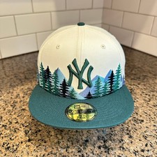 New York Yankees New Era 59FIFTY Fitted Hat 7 3/8 Outdoor Cream Green New