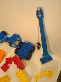 LEGO 3297 - DUPLO: Bob The Builder: Scoop and Lofty at the Building Yard - 2005