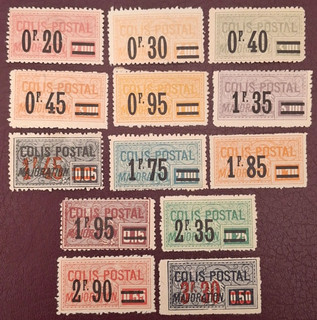 FRANCE 1926 COLIS POSTAUX série N° 34 à 46 Neuf et NSG.