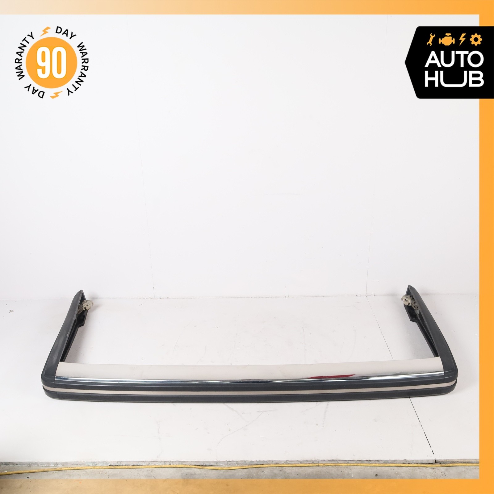 81-95 Rolls Royce Silver Spirit Spur Rear Bumper Cover Assembly OEM 22k