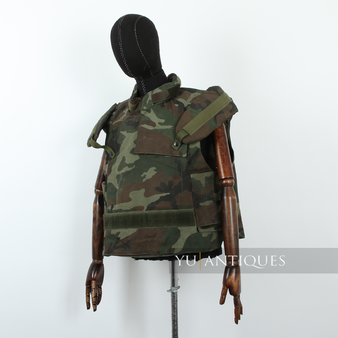 Yugoslavia Serbia Army Woodland Pattern Camouflage Combat Vest