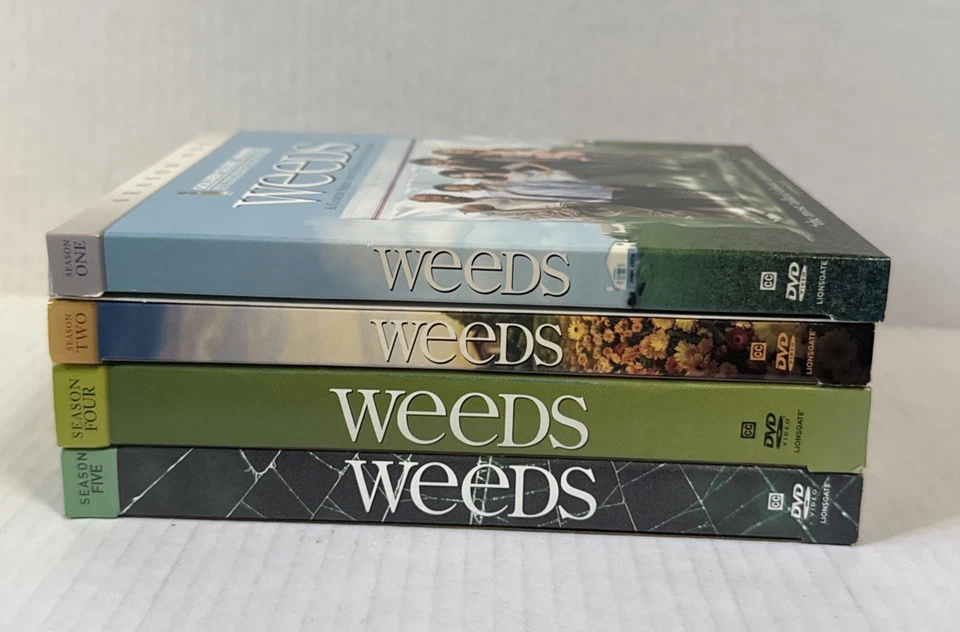 Showtime Comedy Series Weeds DVD Seasons 1-2 4-5 1 2 4 5 All Disks Very Good - Image 3 of 4