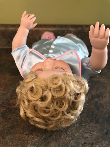 Charlot Byj Porcelain Doll By Karen Kennedy Goebel sleepy head limited - Picture 11 of 11