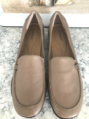 Array Women's US 12 Medium Tan Light Brown Comfort Shoe Driving Moc Awesome - Picture 2 of 12