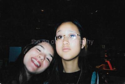 WHEN THEY WERE YOUNG American Girls FOUND PHOTO Color ORIGINAL Snapshot 312 62 Y
