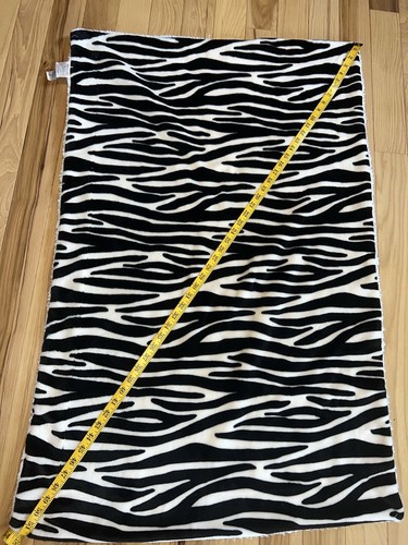 Little Miracles Zebra Plush Sherpa Baby Blanket Costco Thick 30x45 White Black - Picture 3 of 4