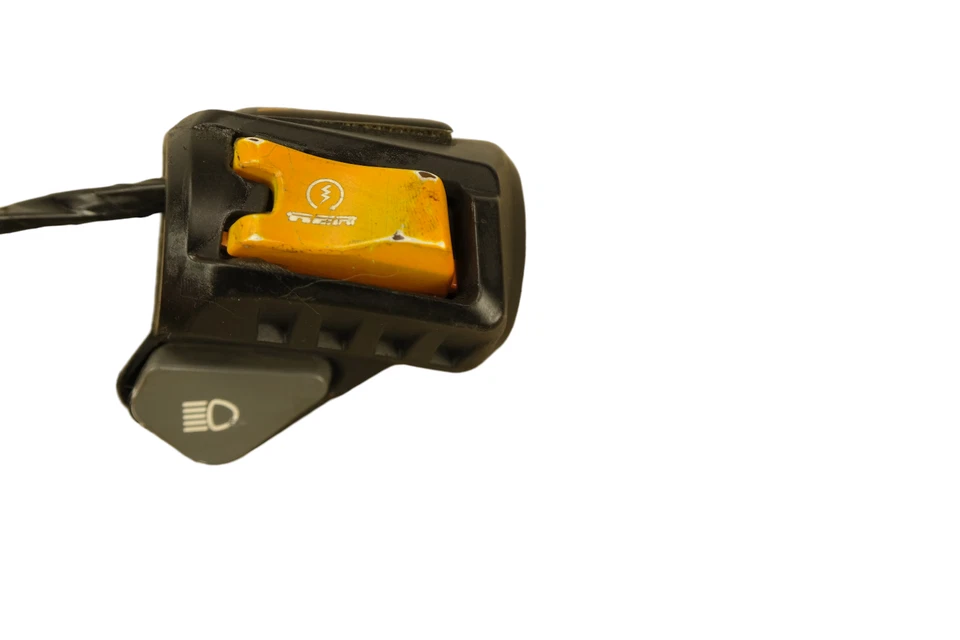 Interruptor de control de luces de arranque LH Ski-Doo Summit 800 XM MXZ 600 2013-2018 OEM SKI-DOO SB81 Foto 3 de 4