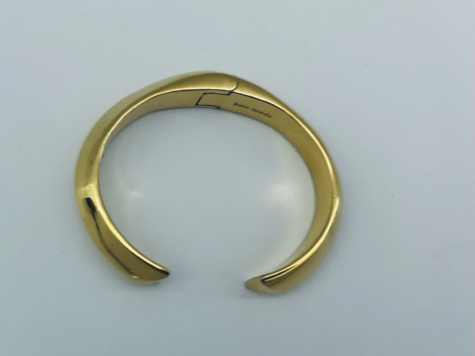 Браслет золотистый с блестящими манжетами на петлях Kate Spade New York Raise the Bar - Изображение 4 из 4