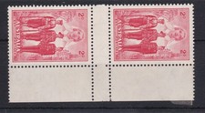APD9114) Australia 1940 2d AIF BW 219, vertical narrow gutter pair hinged in mar