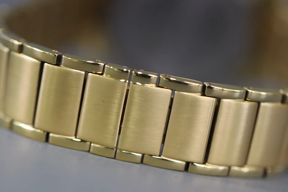 Invicta Specialty Quartz Blue Dial Yellow Gold-tone Ladies Watch 29492. - Image 4 of 4