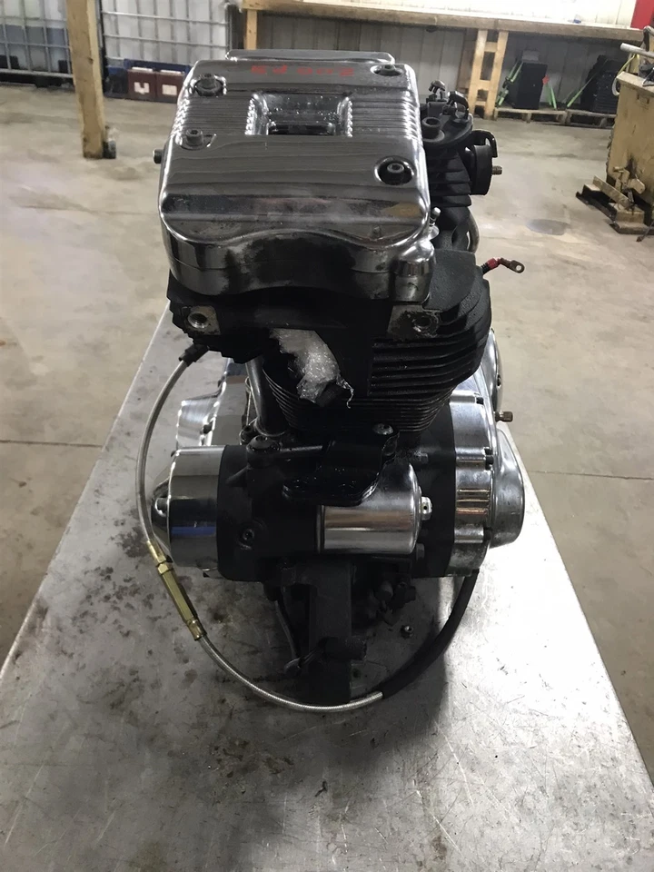 Motor Harley Davidson XL 1200 C 04 Sportster Foto 4 de 4