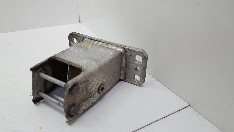 Bumper Shock Stay Bracket Passenger Right Front 2006-2010 BMW 550I - Image 3 of 4