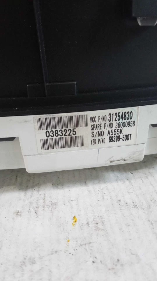 Speedometer Cluster MPH Excluding R-design Fits 08-13 VOLVO 30 SERIES 444868 - Imagem 2 de 3